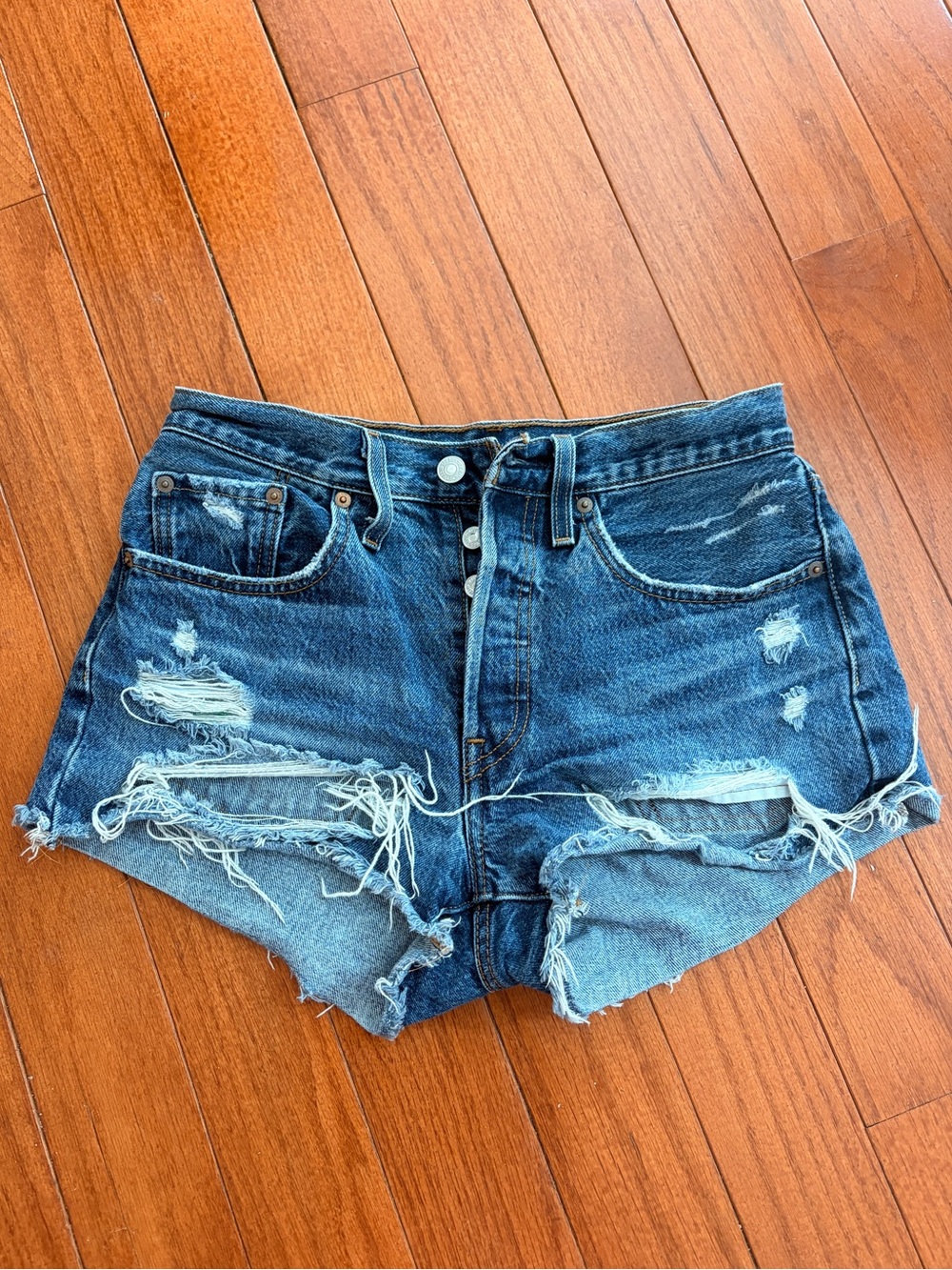 Distressed Levi 501 Denim Shorts - Blue